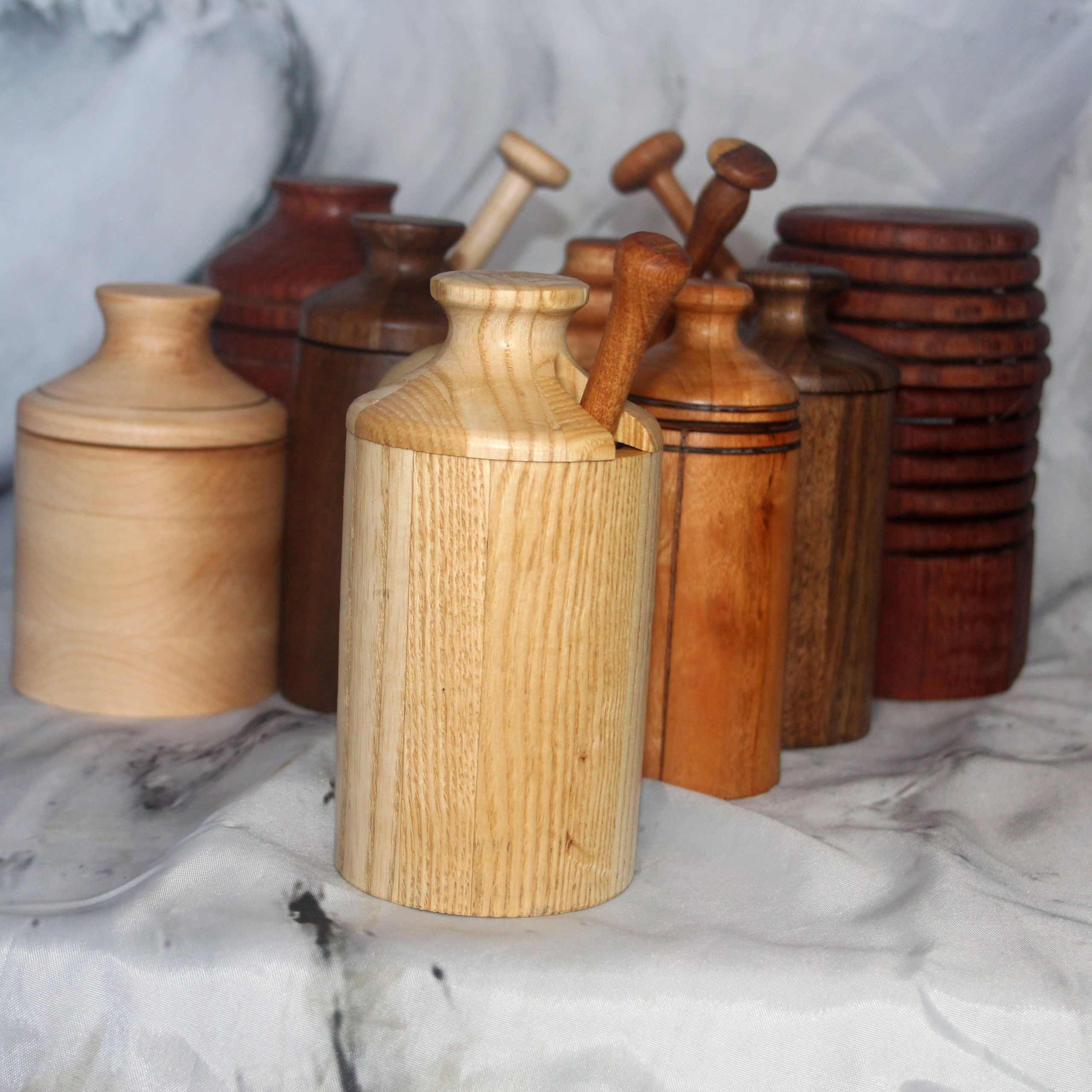 A Hoard of Honey Pots - Image 4