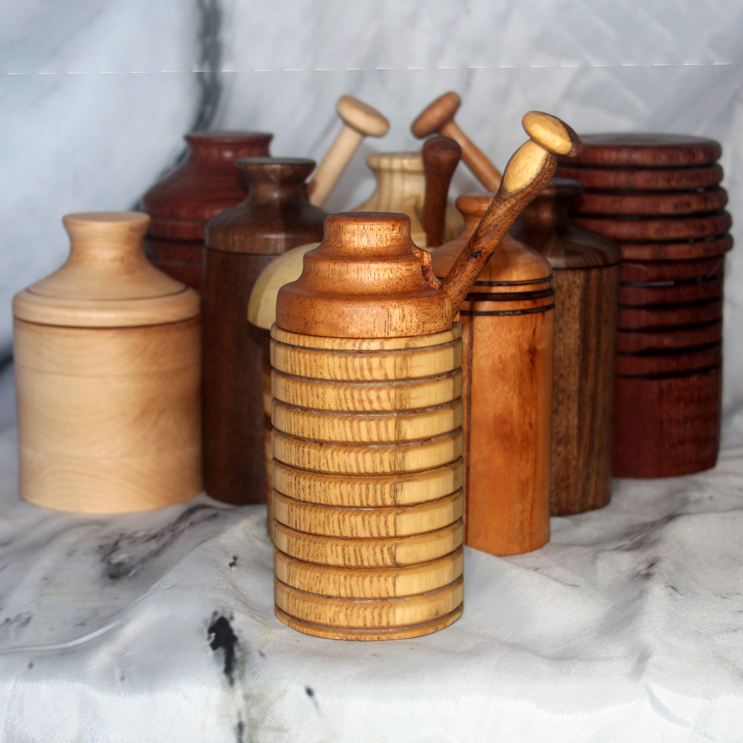 A Hoard of Honey Pots - Image 5