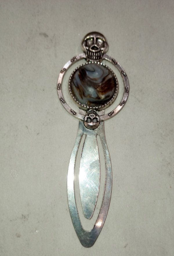 Unique Scrap Cabochons: Sustainable Beauty in Bookmarks - Image 3