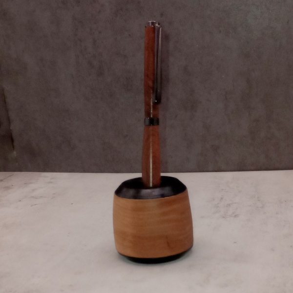 Elegant Brass Pen Holders, - Image 3