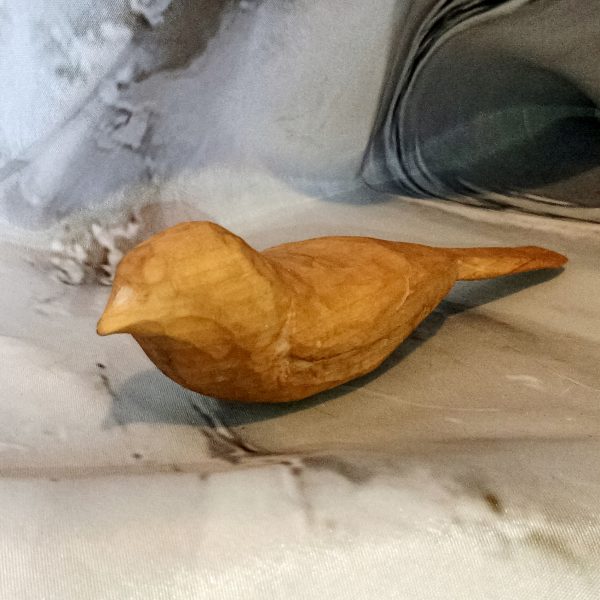 Charming Hand-Carved Basswood Bird in Tramp Art Style - Image 3